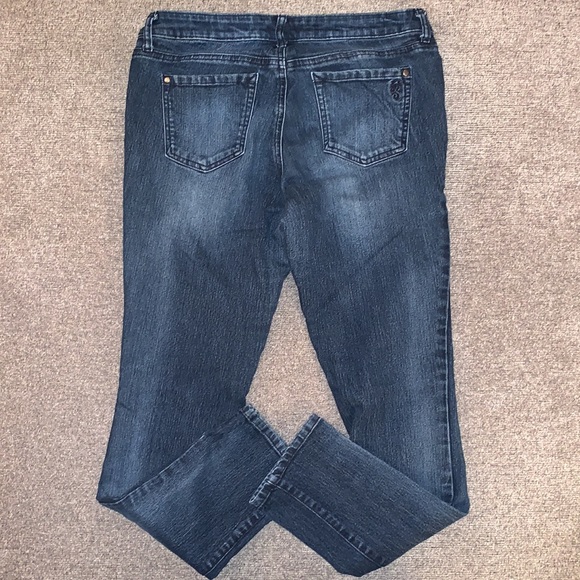 Jessica Simpson Jeans - Picture 2 of 8